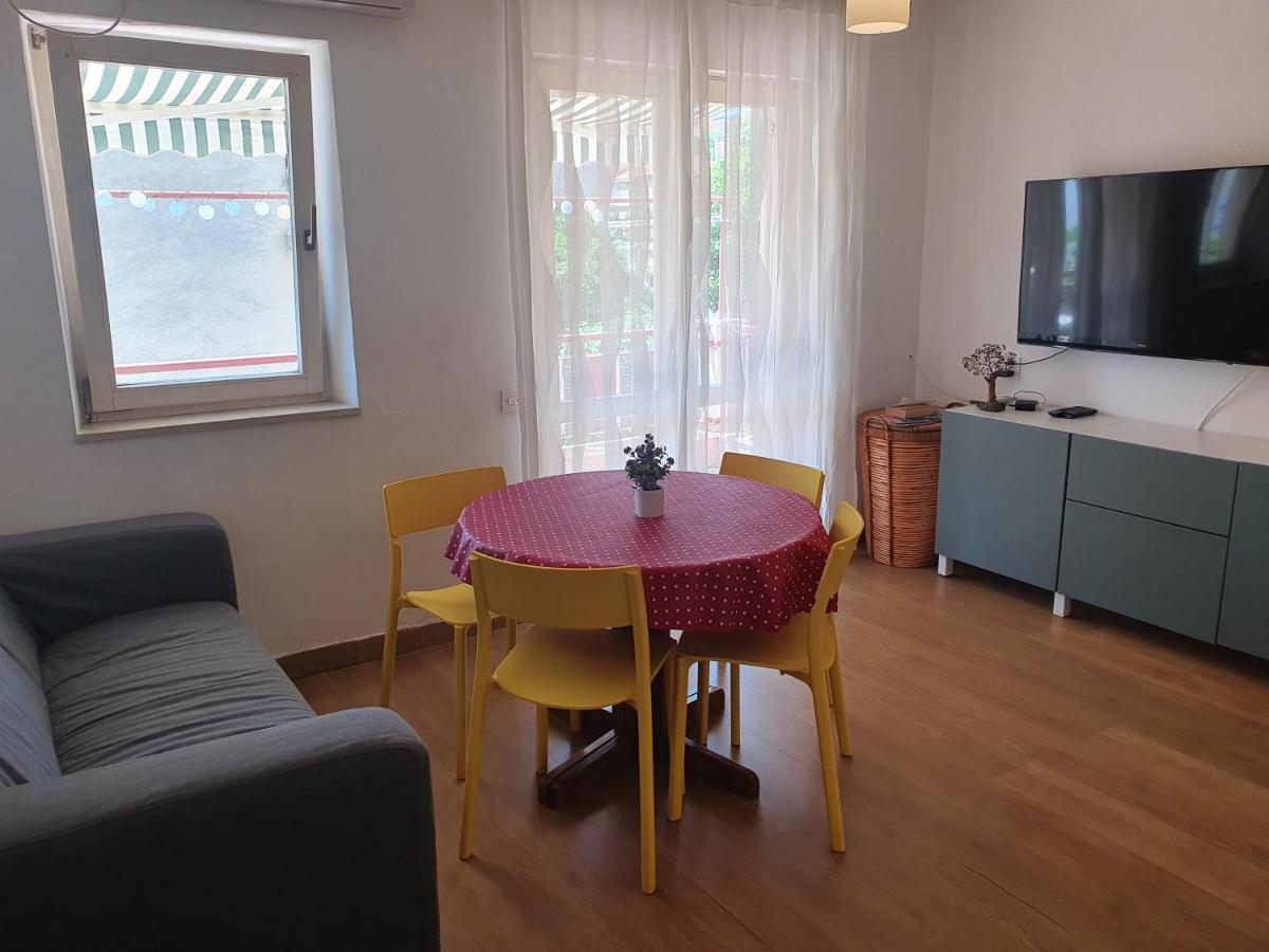See View Apartment For 2 Split Buitenkant foto